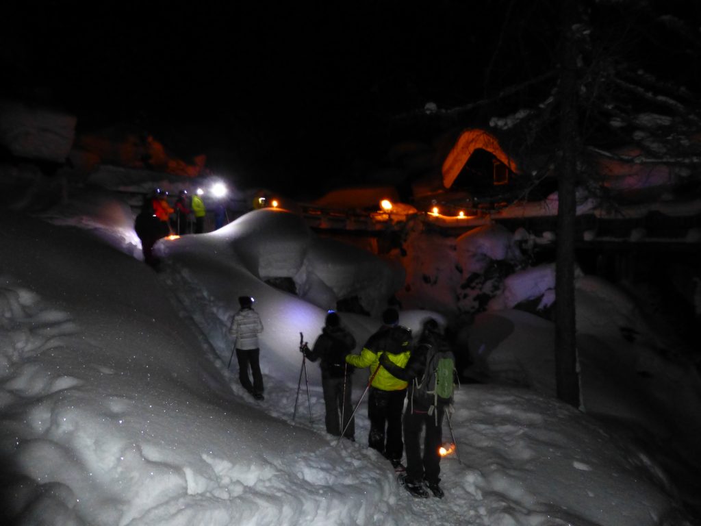 Soirée trappeur -en raquettes dans la neige